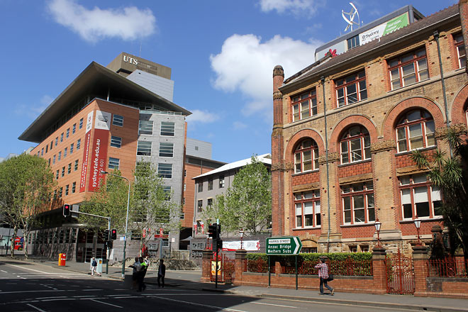 Sydney TAFE, a college we pass by while heading towards Chinatown