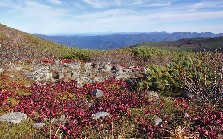 Mount Kurodake, with beautiful mountain ranges in the backdrop